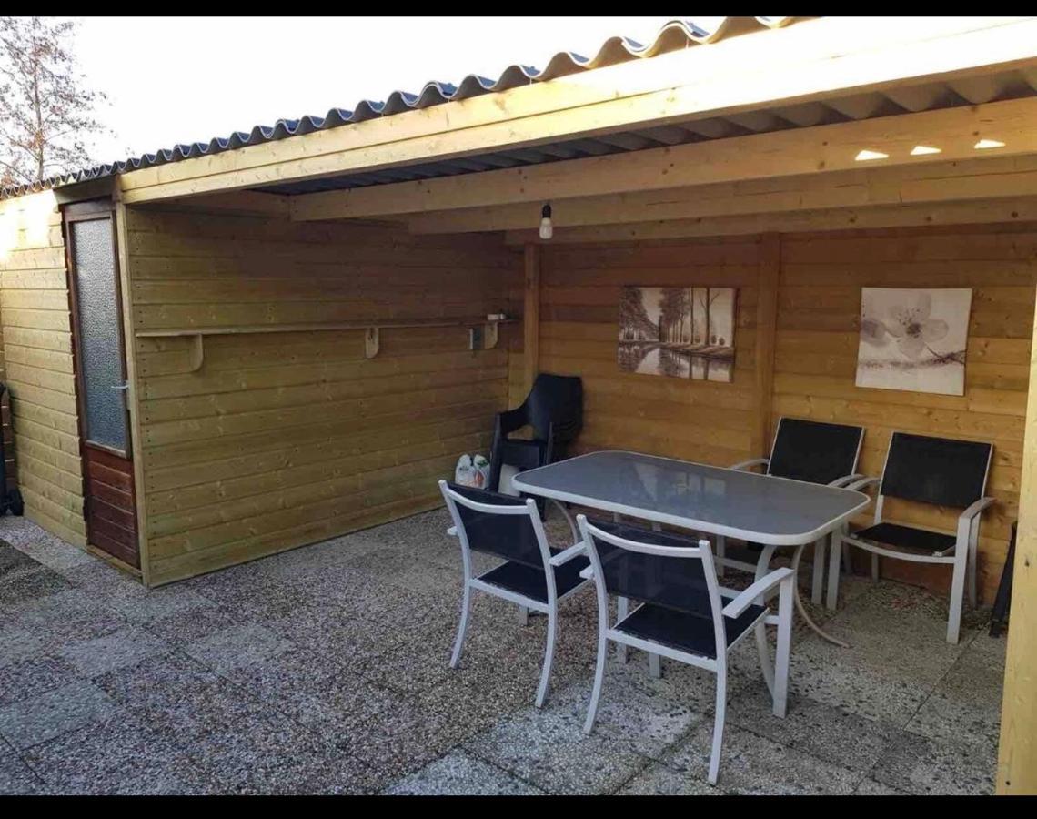 Cozy Chalet In Opmeer Near Amsterdam And Beach Luaran gambar